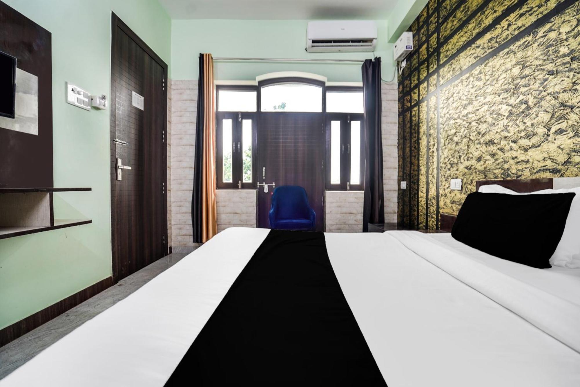Super Collection O Rajapur Circuit House Hotel Prayagraj Ngoại thất bức ảnh