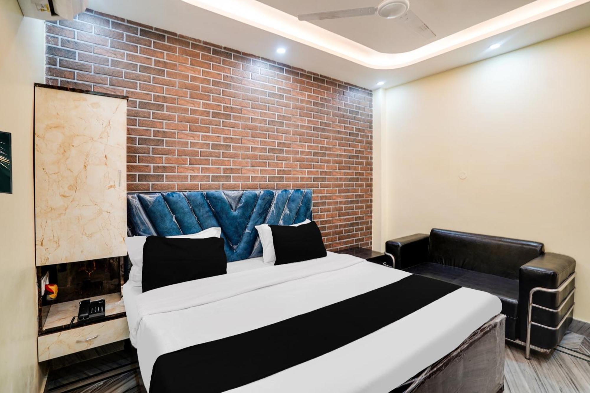 Super Collection O Rajapur Circuit House Hotel Prayagraj Ngoại thất bức ảnh